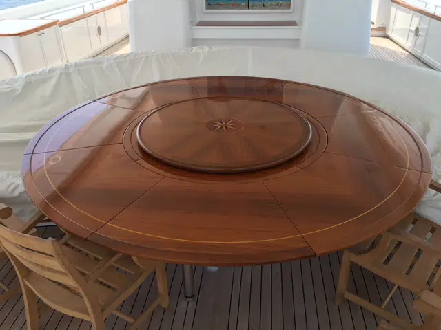 varnish yacht table services in Fort Lauderdale, West Palm and Savannah, Georgia