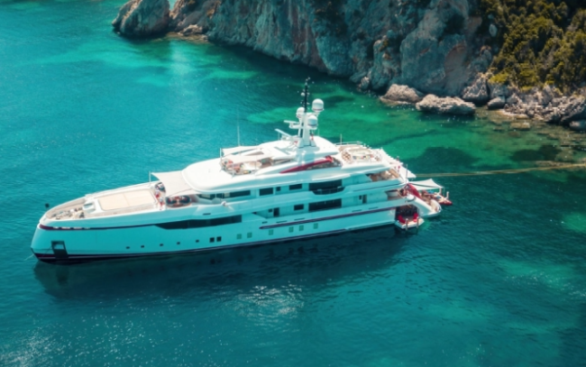 Yacht Refit