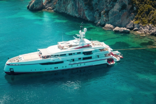 Yacht Refit